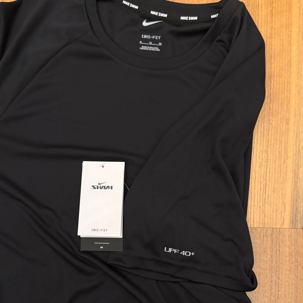 Nike Men's Black Dri-FIT Short Sleeve Tee - Picture 4 of 5
